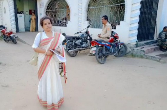 Attack on Trinamool Candidate at Ward No-14, Ram Nagar : Bike-Gang Stopped Door to Door campaigning Attack on Trinamool Candidate at Ward No-14, Ram Nagar : Bike-Gang Stopped Door to Door campaigning