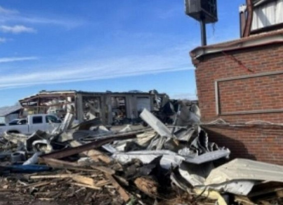 Death toll may reach 100 after tornadoes rip through 6 US states