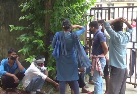 Financial Crisis due to Corona Curfew : Housewife Commits Suicide Financial Crisis due to Corona Curfew : Housewife Commits Suicide