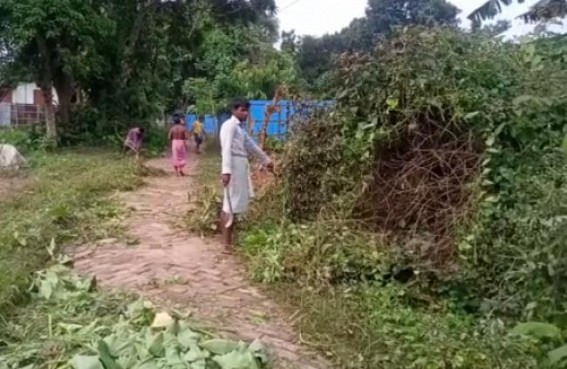 Model State ? Acche Din ? No action after several complaints to repair dilapidated road Model State ? Acche Din ? No action after several complaints to repair dilapidated road