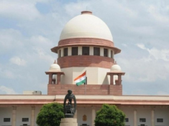 'Serious issue': SC seeks Centre, EC response on PIL against freebies before polls