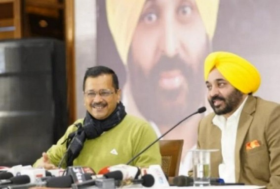 Will install photos of Ambedkar, Bhagat Singh in offices: Kejriwal