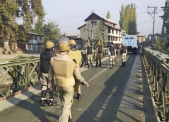 4 overground workers of Hizbul outfit held in J&K's Kishtwar 4 overground workers of Hizbul outfit held in J&K's Kishtwar