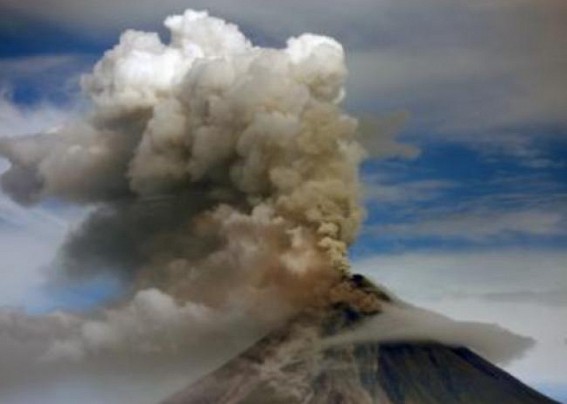 Alert level raised for Philippines' Taal volcano 