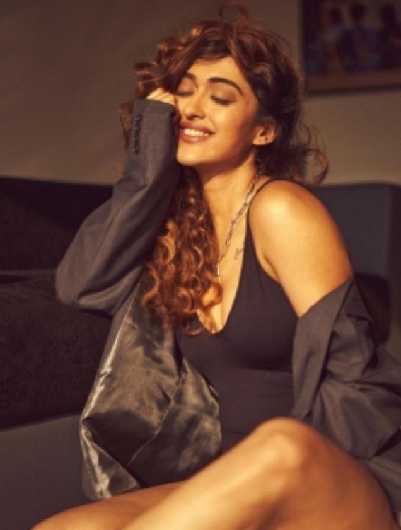 Gayatri Bharadwaj joins Ravi Teja's 'Tiger Nageswar Rao' Gayatri Bharadwaj joins Ravi Teja's 'Tiger Nageswar Rao'
