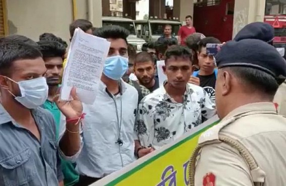 TSR Recruitment Scam: Unemployed Youths gherao Police Headquarter