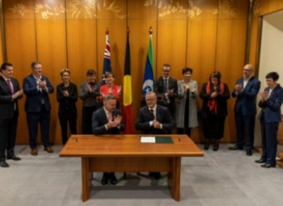 Australia commits to more ambitious emission target Australia commits to more ambitious emission target