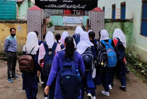 Educational institutions reopen in J&K's Bhaderwah after 10 days