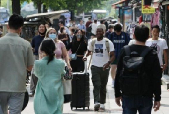 Foreigners staying in S.Korea rebound to over 2mn