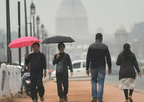 AQI in Delhi 'satisfactory', heavy rains likley on Wednesday