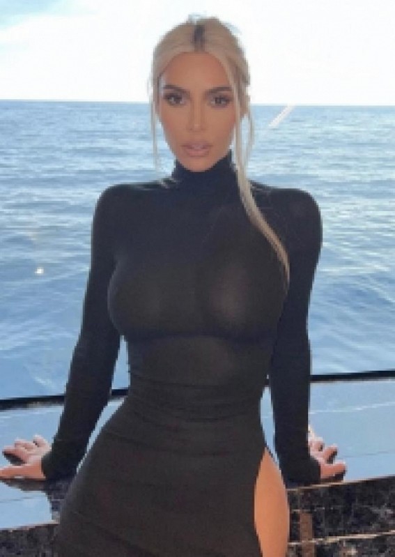 Kim Kardashian tells Pete to stop eating junk food after her weight loss