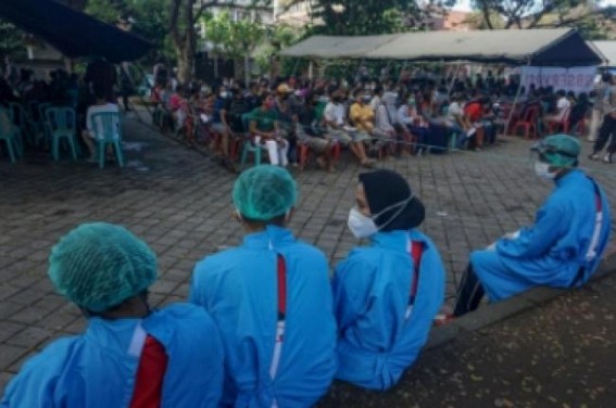 Indonesia starts administering 2nd Covid boosters to healthcare workers