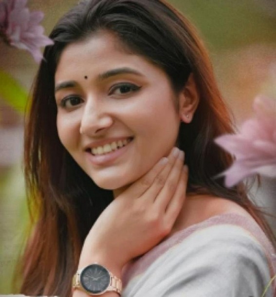 Mirnaa to play female lead in Allari Naresh-starrer 'Ugram' Mirnaa to play female lead in Allari Naresh-starrer 'Ugram'