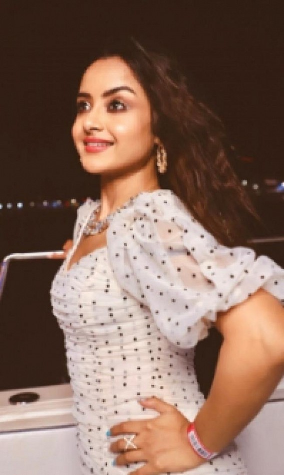 Ishita Ganguly joins the cast of 'Gud Se Meetha Ishq' Ishita Ganguly joins the cast of 'Gud Se Meetha Ishq'