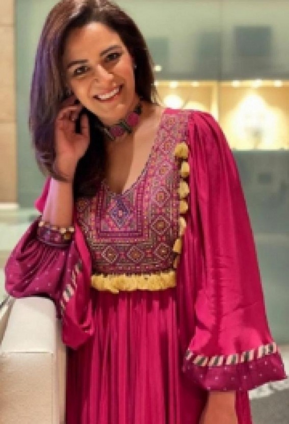 Mona Singh speaks up about the 'shadow pandemic' in 'Ek Chup' Mona Singh speaks up about the 'shadow pandemic' in 'Ek Chup'