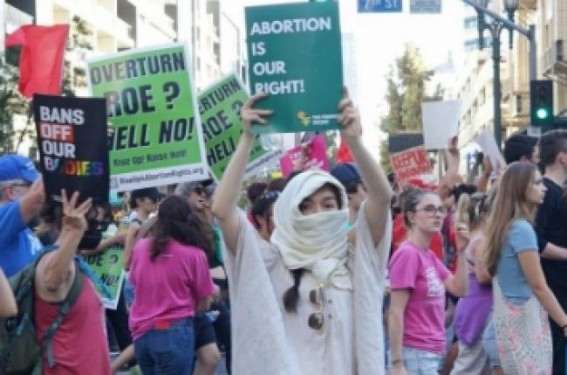 Republican Senator introduces legislation to ban 15-week abortion nationwide