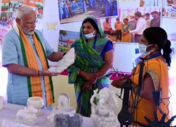 PM addresses women SHGs conference in MP