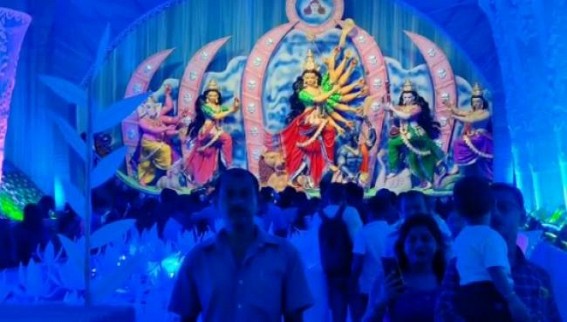 Durga Puja celebrations started : Pandal inauguration by CM, rushes of public observed in various puja pandals