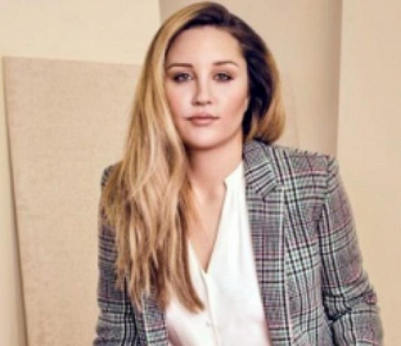 Amanda Bynes is training to become a nail technician Amanda Bynes is training to become a nail technician
