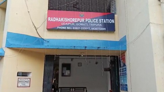 BJP Vs. BJP : BJP Dhajanagar Panchayat Pradhan beat up Ward No-2 woman member and her husband with belt after asked about Road Repairing : FIR lodged against Panchayat Pradhan BJP Vs. BJP : BJP Dhajanagar Panchayat Pradhan beat up Ward No-2 woman member and her husband with belt after asked about Road Repairing : FIR lodged against Panchayat Pradhan