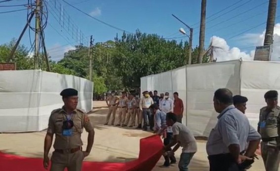 Local BJP workers were allowed but not devotees at Tripura Sundari temple on President's visit day Local BJP workers were allowed but not devotees at Tripura Sundari temple on President's visit day