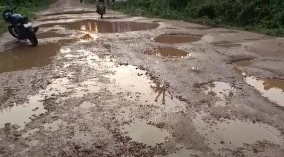Double Engine Govt : Pathetic Road Condition in Kamalasagar haunts daily goers