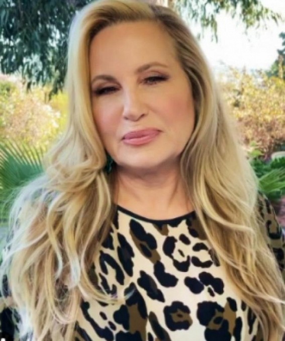 Jennifer Coolidge would love to join 'riveting' 'Real Housewives Of Beverly Hills'