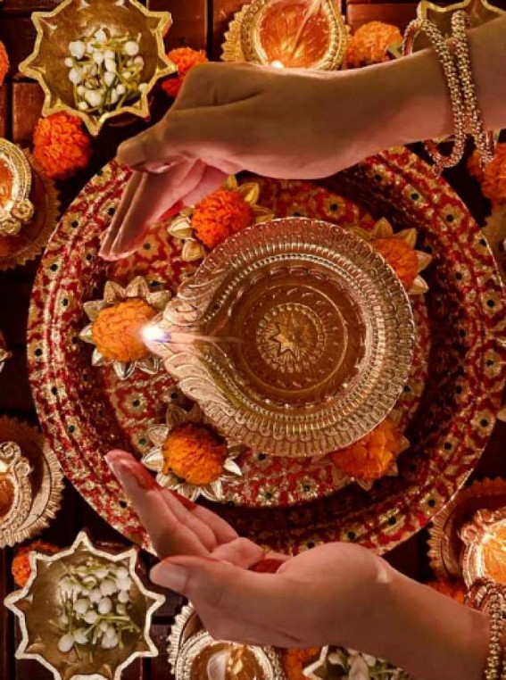 Tim Cook tweets Diwali image by Mumbai-based photographer Tim Cook tweets Diwali image by Mumbai-based photographer