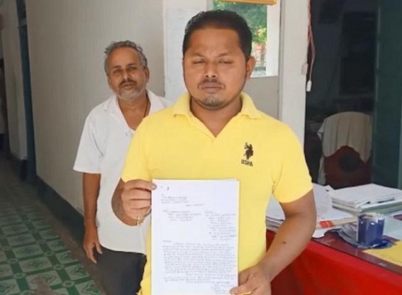 Attack on shopkeeper by BJP party members for not giving Rs. 50,000 in Belonia Attack on shopkeeper by BJP party members for not giving Rs. 50,000 in Belonia