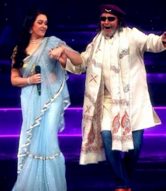 Mithun Chakraborty, Padmini Kolhapure recreate memories from the sets of 'Pyar Jhukta Nahin' Mithun Chakraborty, Padmini Kolhapure recreate memories from the sets of 'Pyar Jhukta Nahin'