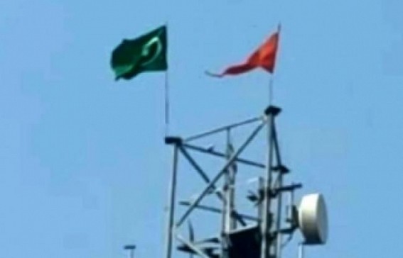 Islamic flag removed from mobile tower in UP Islamic flag removed from mobile tower in UP
