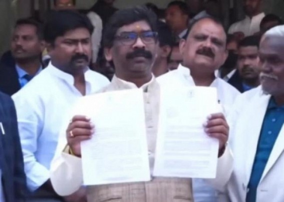 ED grills Jharkhand CM for over 9 hrs in 'illegal' mining case ED grills Jharkhand CM for over 9 hrs in 'illegal' mining case