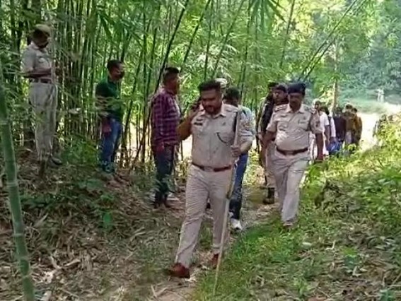Stripped dead body of a house-wife was recovered in Dharmanagar Stripped dead body of a house-wife was recovered in Dharmanagar