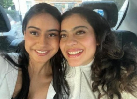 Kajol's captioning 'skills' made daughter Nysa stop handling her Insta account Kajol's captioning 'skills' made daughter Nysa stop handling her Insta account