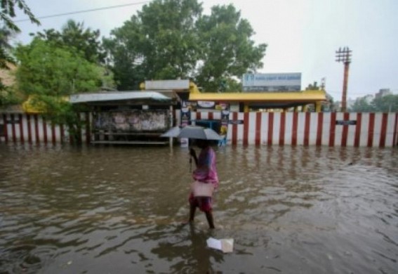Amid heavy rains, TN govt declares holiday for schools Amid heavy rains, TN govt declares holiday for schools