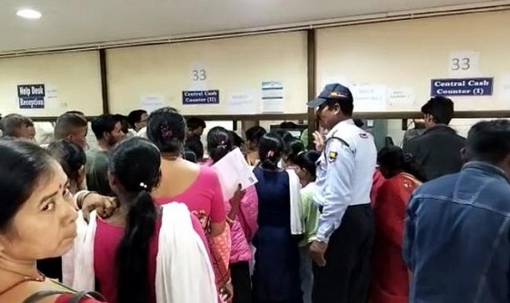 Pathetic service in GB Hospital: Patient parties faced harassment in GB’s cash counter due to non-function of Computer Pathetic service in GB Hospital: Patient parties faced harassment in GB’s cash counter due to non-function of Computer