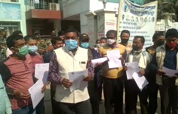 10323 Teachers Warn Tripura BJP Govt to Block Road: Said, ‘Better to Die on Road instead of Starvation Death at Home’ 10323 Teachers Warn Tripura BJP Govt to Block Road: Said, ‘Better to Die on Road instead of Starvation Death at Home’