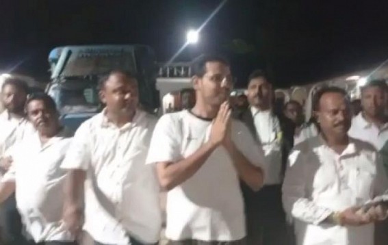 Police could not bring own Medical Certificate for their claimed Injuries: Court bails out all arrested Congress activists in Bishramganj Political Clash case as Police Failed to submit sufficient evidence Police could not bring own Medical Certificate for their claimed Injuries: Court bails out all arrested Congress activists in Bishramganj Political Clash case as Police Failed to submit sufficient evidence