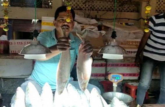 Amid Price Hike Hilsa Fish’s Demand Remains High on Nobo Borsho