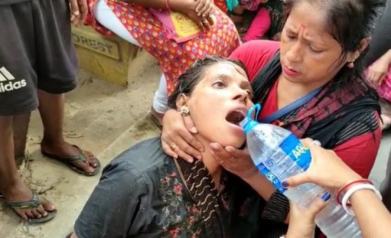 10323 Teachers’ Protest: Many Teachers left injured after Police’s Lathi Charge 10323 Teachers’ Protest: Many Teachers left injured after Police’s Lathi Charge