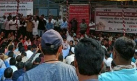 1.25 lakh MSEB employees withdraw strike after Maha govt intervenes
