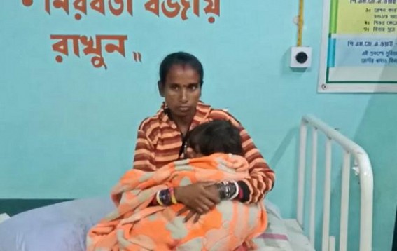 Teliamura: Six passengers including a child met with an accident after hit by a truck Teliamura: Six passengers including a child met with an accident after hit by a truck