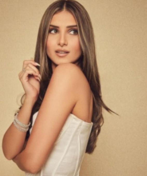 I've always looked at love with a lot of love: Tara Sutaria I've always looked at love with a lot of love: Tara Sutaria