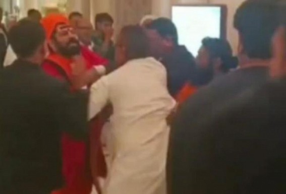 Swami Prasad Maurya, Mahant Raju Das come to blows at TV conclave