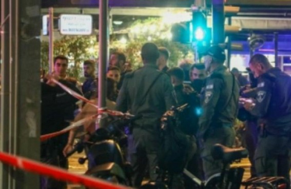 3 wounded in shooting attack in Tel Aviv, Palestinian gunman killed 3 wounded in shooting attack in Tel Aviv, Palestinian gunman killed
