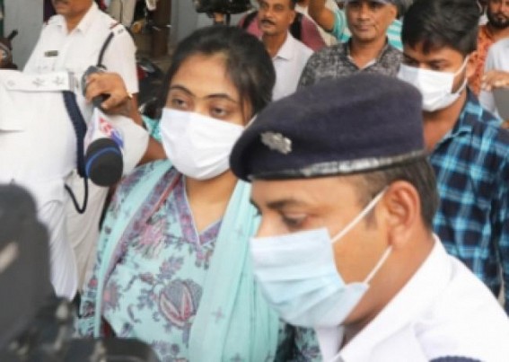 Cattle scam: ED seeks to question Anubrata Mondal, his daughter together Cattle scam: ED seeks to question Anubrata Mondal, his daughter together
