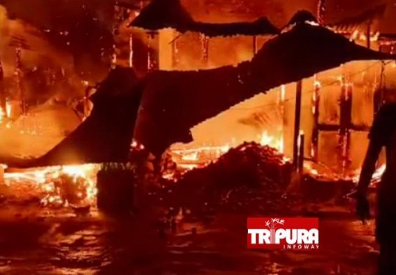 Five shops in Garjee market burned in a mysterious fire in Garji, Udaipur