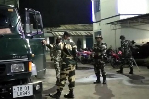 BSF Jawans of 120 battalion detained three Rohingya citizens from Dharmanagar Railway Station BSF Jawans of 120 battalion detained three Rohingya citizens from Dharmanagar Railway Station