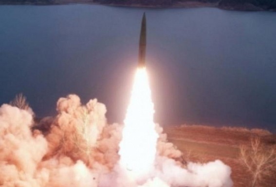 N.Korea fires 2 short-range ballistic missiles