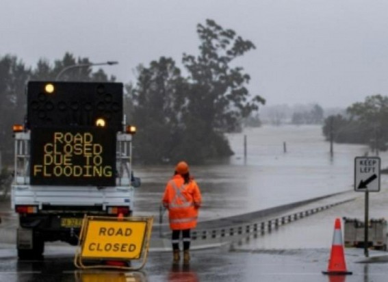La Nina provides relief to Australia's environment amid climate change threats La Nina provides relief to Australia's environment amid climate change threats